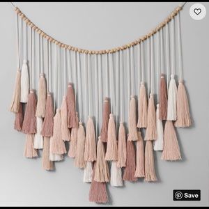 Pottery Barn Teen Oversized Tassel Garland